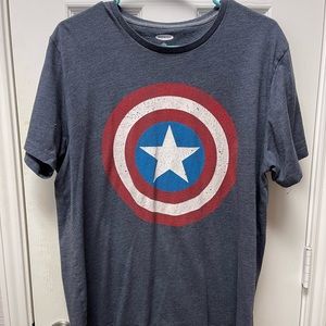 Old Navy Captain America TShirt Large USED